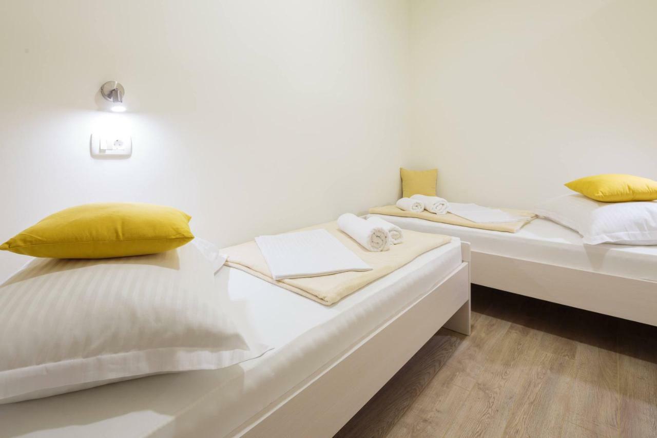 Apartments In ザオストログ エクステリア 写真