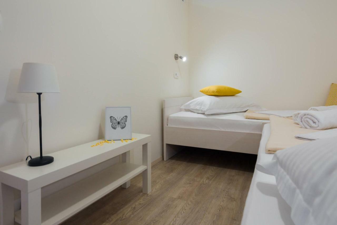 Apartments In ザオストログ エクステリア 写真