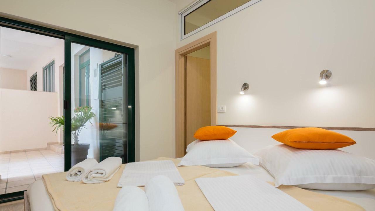 Apartments In ザオストログ エクステリア 写真